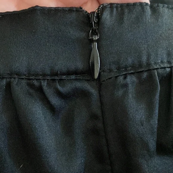 ❌SOLD❌ Twelfth Street by Cynthia Gatsby Open Back With Embroidery Detail🖤🖤🖤 - Picture 13 of 14